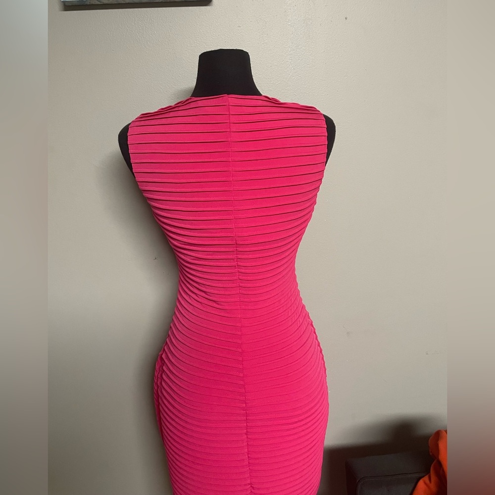 CALVIN KLEIN Hot Pink Fitted & Sleeveless Mini Dress - Picture 2 of 5